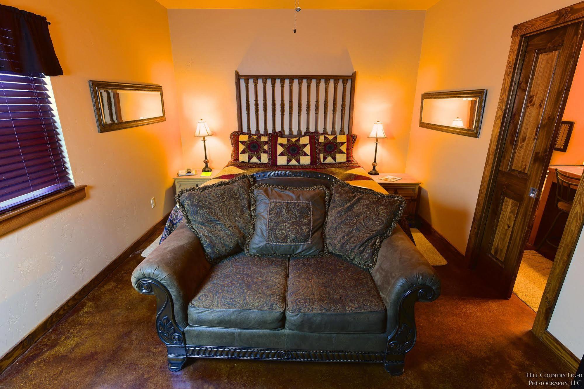 Lazy T Bed And Breakfast Fredericksburg Ngoại thất bức ảnh