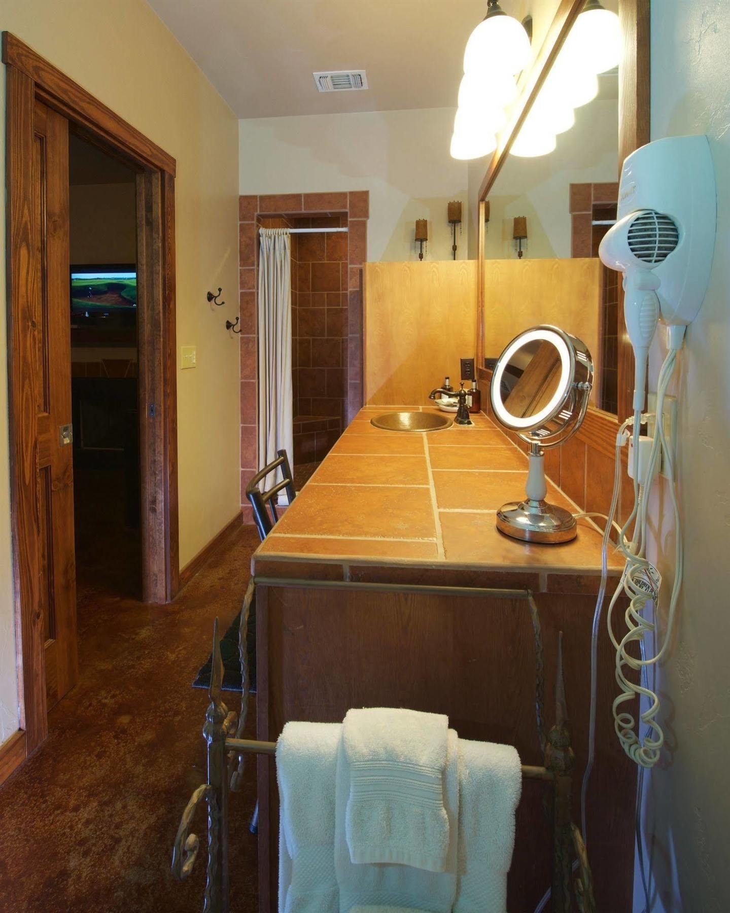 Lazy T Bed And Breakfast Fredericksburg Ngoại thất bức ảnh
